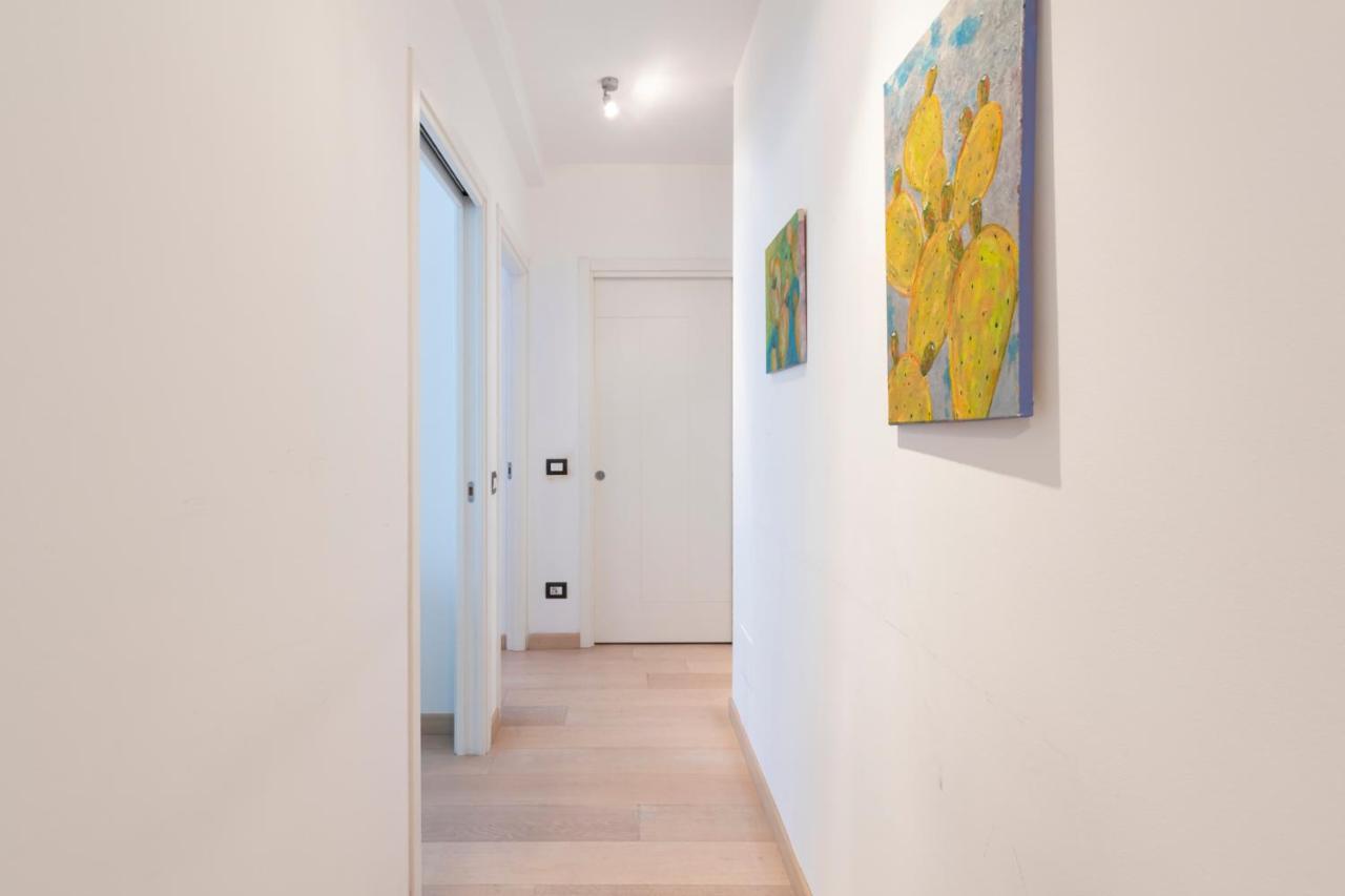 Luxury Apartment Near Bocconi Zamenhof 7 Milão Exterior foto